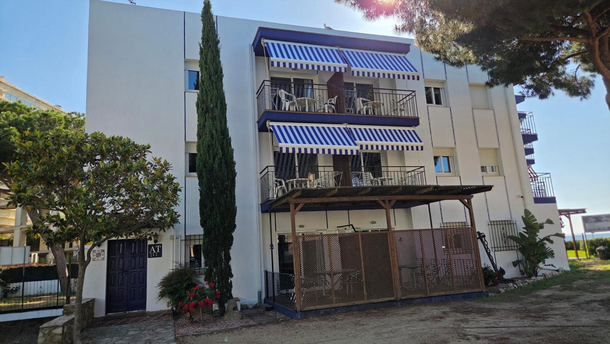 Apartaments Les Roques Платжа-д'Ару Екстер'єр фото
