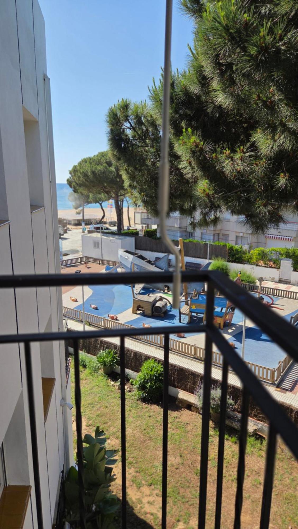 Apartaments Les Roques Платжа-д'Ару Екстер'єр фото