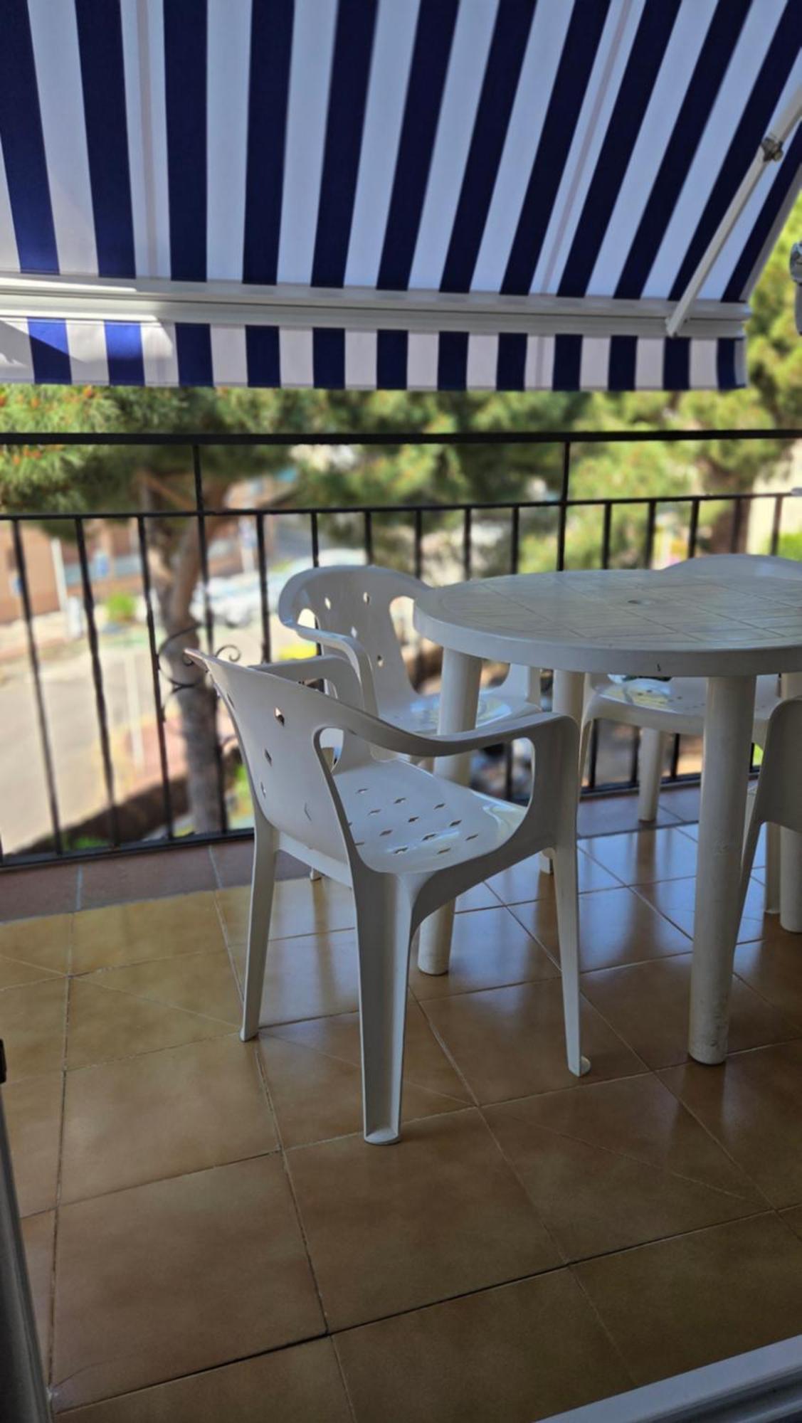 Apartaments Les Roques Платжа-д'Ару Екстер'єр фото